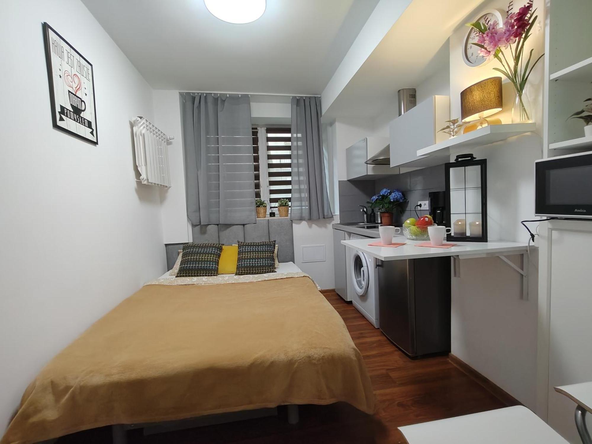 Hollidays Centrum Apartments Варшава Экстерьер фото