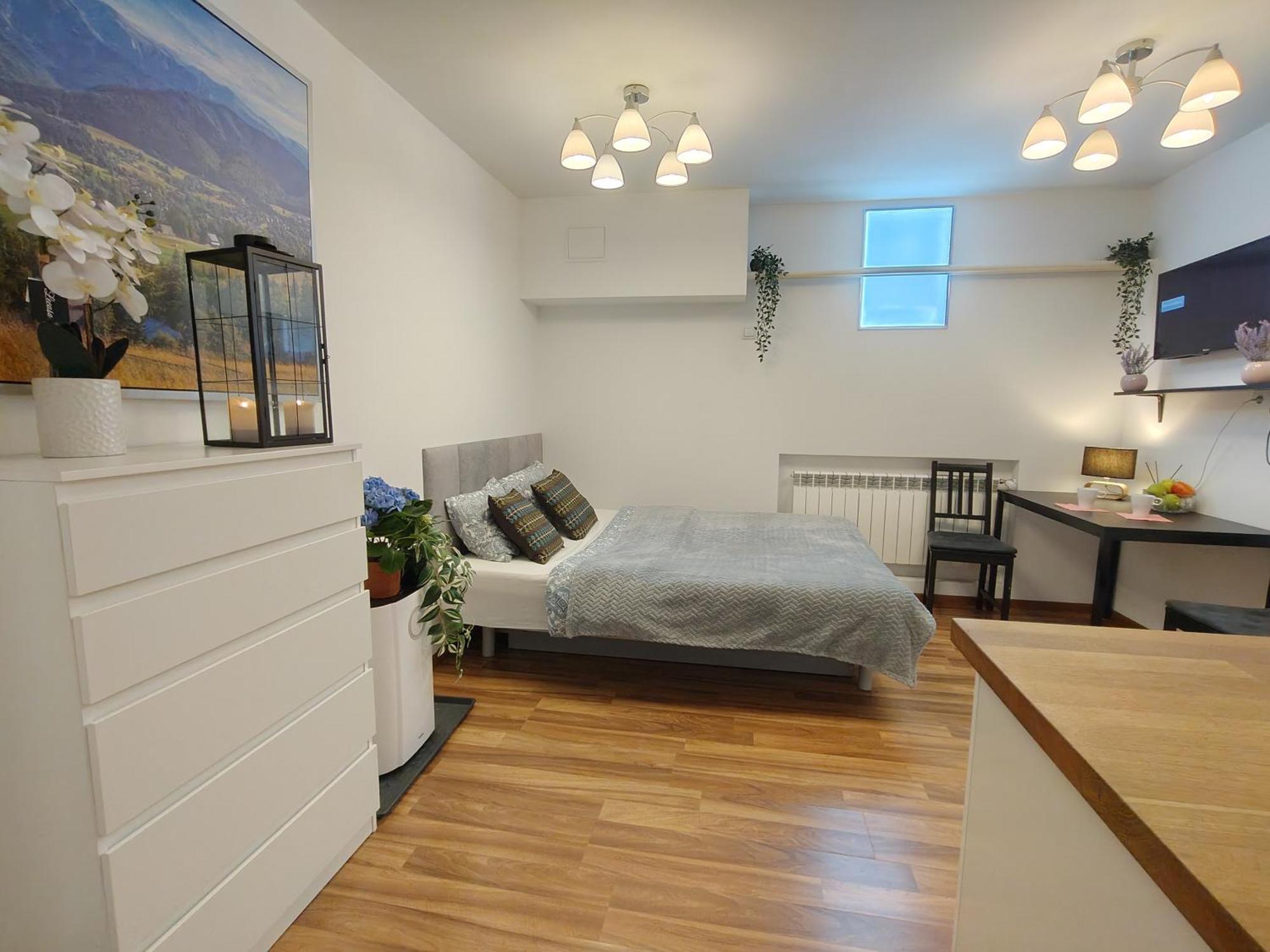 Hollidays Centrum Apartments Варшава Экстерьер фото